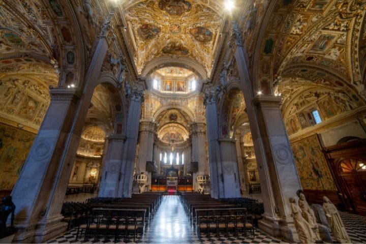 dolcevita apartments consiglia di visitare la cappella colleoni